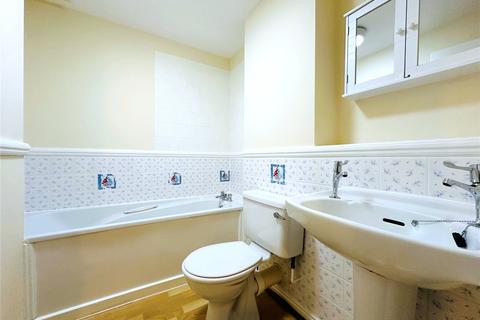 Flat 3, Rothesay Court Cumberland Place, London, SE6 1NB