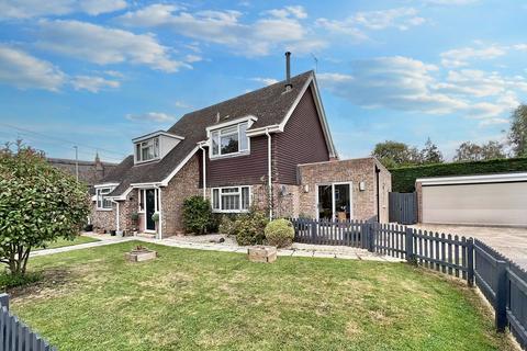 4 bedroom detached house for sale, Catherine Close, Shrivenham, SN6