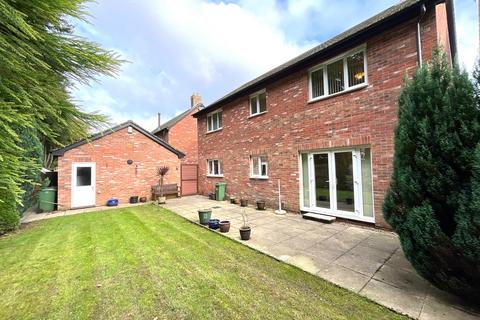 4 bedroom detached house for sale, John Fielding Gardens, Cwmbran NP44