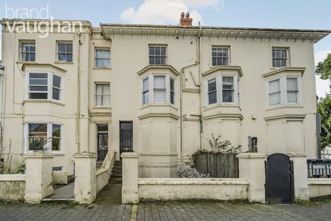 2 bedroom flat to rent, Buckingham Place, Brighton, East Sussex, BN1