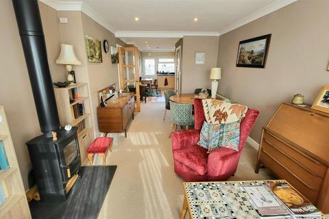 29 Llwyn Ynn, Talybont, LL43 2AL