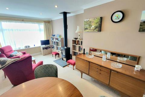 29 Llwyn Ynn, Talybont, LL43 2AL