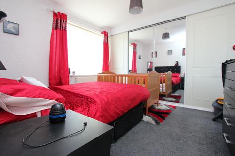 70 Pencoedtre Road, Barry, CF63 1SE