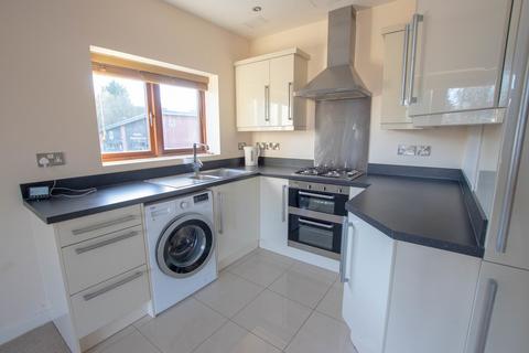 2 bedroom flat to rent, Brook Chase Mews, Nottingham, NG9 5EF