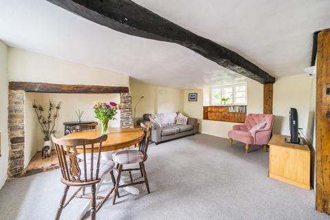 2 bedroom cottage for sale, Exeter Road, Silverton