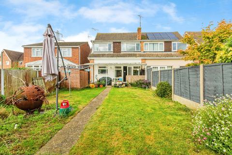 5 bedroom semi-detached house for sale, Silverthorne Close, Colchester, CO2