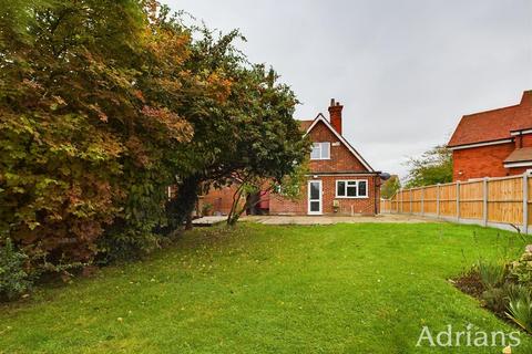 3 bedroom semi-detached house for sale, Sunnyside, Broads Green, Great Waltham, Chelmsford