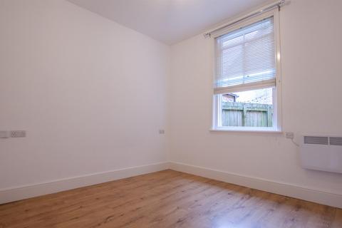 2 bedroom apartment to rent, Ground Floor Flat, Huntington Road, Huntington Road