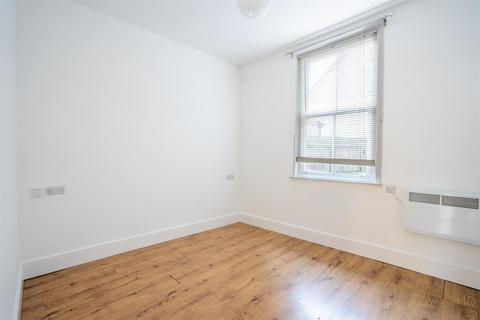 2 bedroom apartment to rent, Ground Floor Flat, Huntington Road, Huntington Road