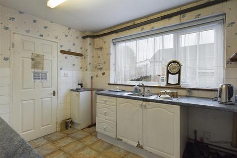 3 Town Mead, Crawley, RH11 7EG