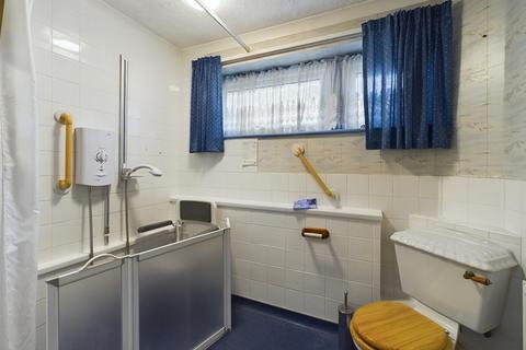3 Town Mead, Crawley, RH11 7EG