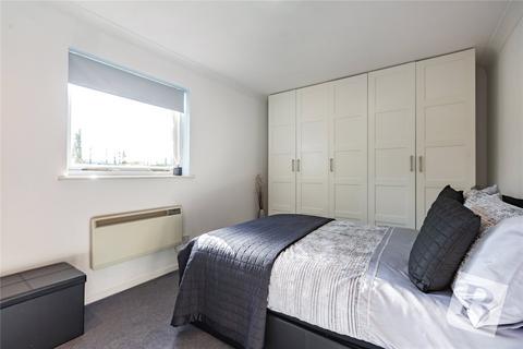 1 bedroom apartment for sale, The Gallops, Langdon Hills, Basildon, Essex, SS16