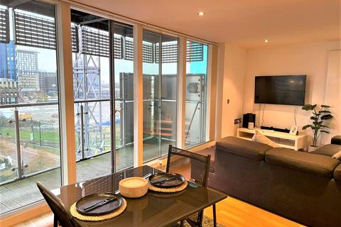 2 bedroom flat to rent, The NV Building, 100 The Quays, Salford, M50