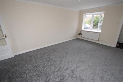 2 bedroom terraced house to rent, Chandler Close, Durham