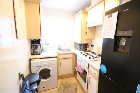 2 bedroom flat to rent, Tavistock Mews, High Wycombe HP12