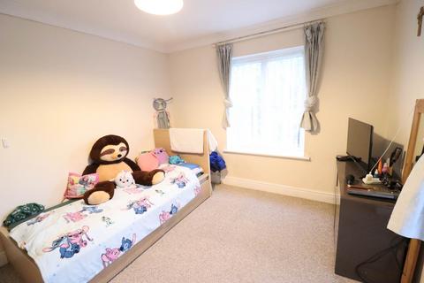 2 bedroom flat to rent, Tavistock Mews, High Wycombe HP12