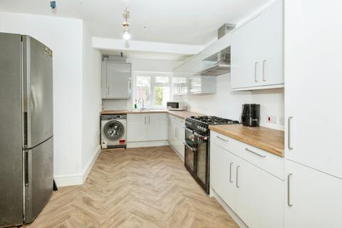 5 bedroom terraced house for sale, Abbotts Road, Southall UB1