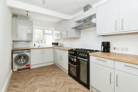 5 bedroom terraced house for sale, Abbotts Road, Southall UB1