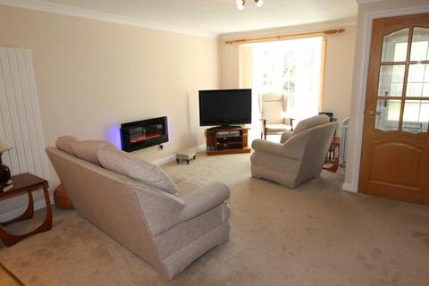 3 bedroom house for sale, Harriers Close, Christchurch