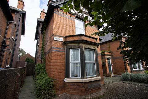 4 bedroom semi-detached house for sale, Chatsworth Road, Brampton, Chesterfield