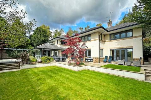 5 bedroom detached house for sale, Rappax Road, Hale, WA15