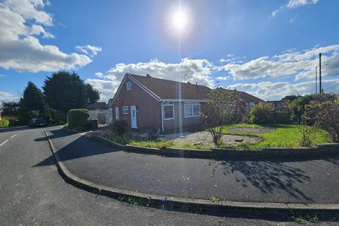 2 bedroom detached bungalow to rent, Crab Lane, Stafford, ST16 1SN