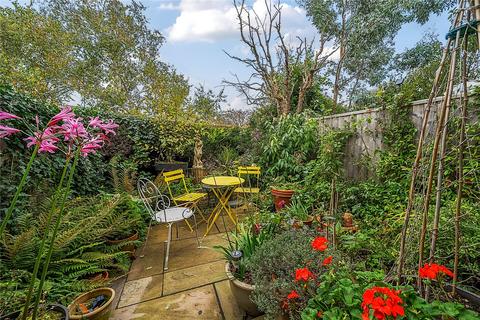 19 Denver Close, Topsham, Exeter, EX3 0NB