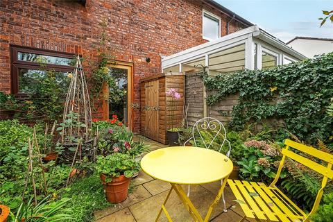 19 Denver Close, Topsham, Exeter, EX3 0NB