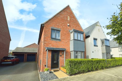 4 bedroom detached house for sale, Birchfield Way, Telford TF3