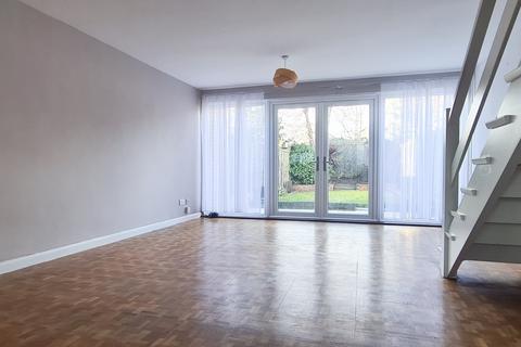 2 bedroom terraced house to rent, Long Green, Chigwell, Essex, IG7