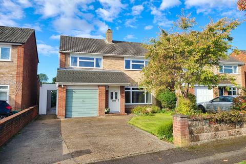 3 bedroom detached house for sale, Greenfields Avenue, Totton SO40