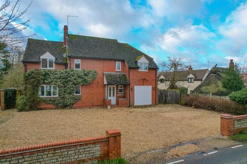 4 bedroom detached house for sale, Welford Road, Barton, Bidford-On-Avon, Alcester