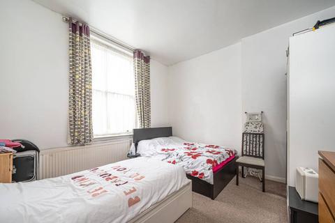 2 bedroom flat for sale, Fordwych Road, Cricklewood, London, NW2