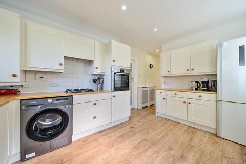 67 Grafton Road, Worcester Park, KT4 7QR