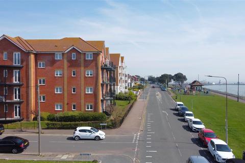 2 bedroom apartment for sale, Clacton on Sea CO15