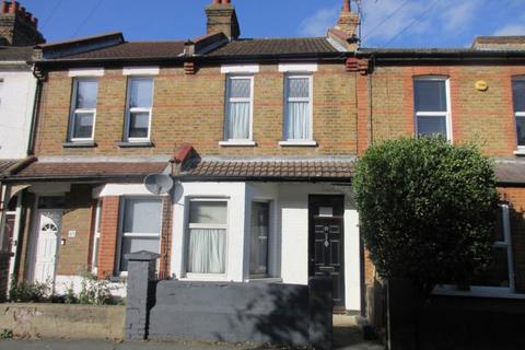 2 bedroom terraced house for sale, North Avenue, Southend On Sea