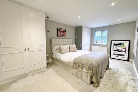 3 bedroom detached house for sale, Pingate Lane, Cheadle Hulme