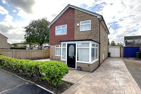 4 bedroom detached house for sale, Aberdovey Drive, Eaglescliffe, TS16 9EZ