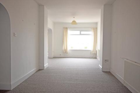 2 bedroom flat to rent, Dover Street, , Ryde