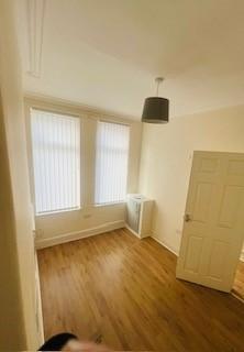 2 bedroom terraced house to rent, Dewsbury Road, Liverpool L4