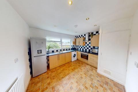 2 bedroom terraced house to rent, Thoresby Court, Nottingham, Nottinghamshire, NG3