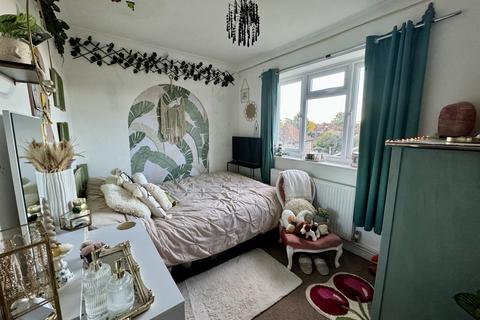 2 bedroom maisonette for sale, Stamford Green Road, Epsom KT18