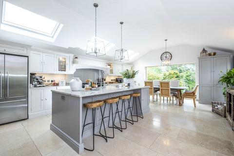 4 bedroom detached house for sale, Little Rissington