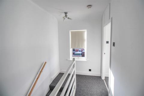 2 bedroom house to rent, Pelaw Square, Chester Le Street