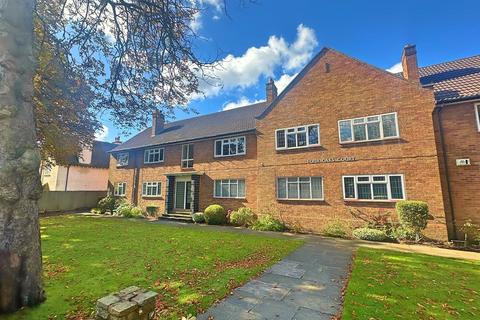 2 bedroom ground floor flat for sale, Lichfield Road, Four Oaks, Sutton Coldfield