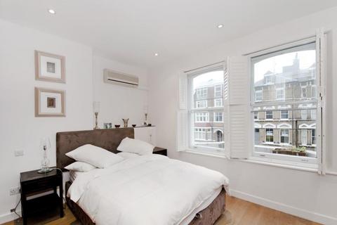 3 bedroom flat to rent, Fitzjohns Avenue, Hampstead,London,  NW3