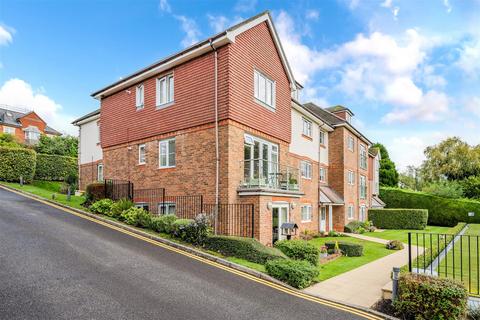 2 bedroom apartment for sale, St. Monicas Road, Kingswood, Tadworth