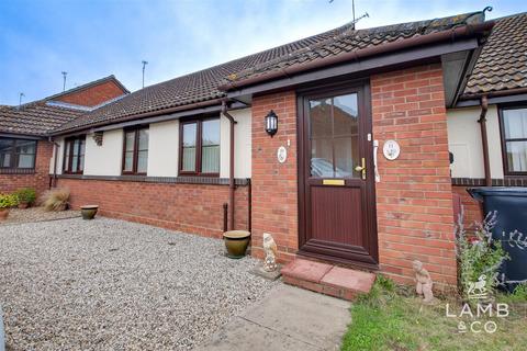 1 bedroom semi-detached bungalow for sale, Botanical Way, Clacton-On-Sea CO16