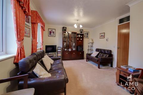 1 bedroom semi-detached bungalow for sale, Botanical Way, Clacton-On-Sea CO16