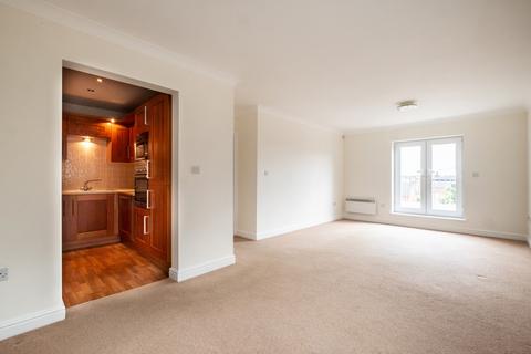 2 bedroom flat for sale, North Promenade, Lytham St. Annes, FY8